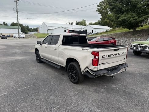 Used 2026 Chevrolet Silverado 1500 RST w/ Dark Appearance Package AWD/4WD image 3