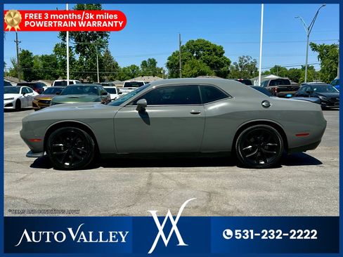 Used 2023 Dodge Challenger R/T w/ Blacktop Package RWD image 4