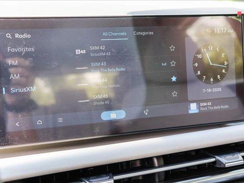 New 2025 Hyundai Tucson SE image 17