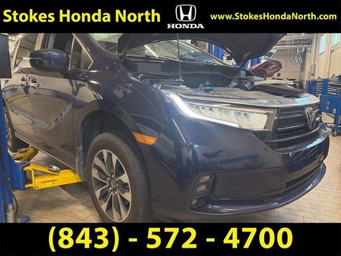Certified 2024 Honda Odyssey EX-L image 3