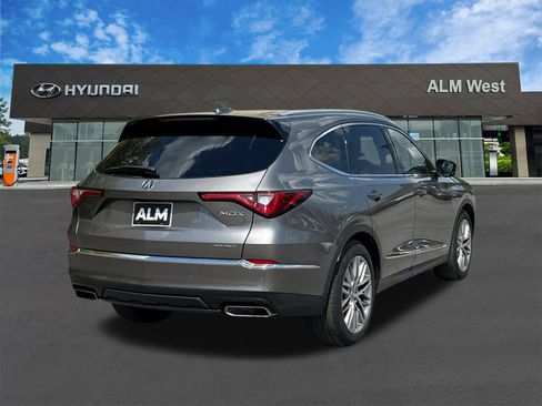 Used 2023 Acura MDX w/ Advance Package AWD/4WD image 5