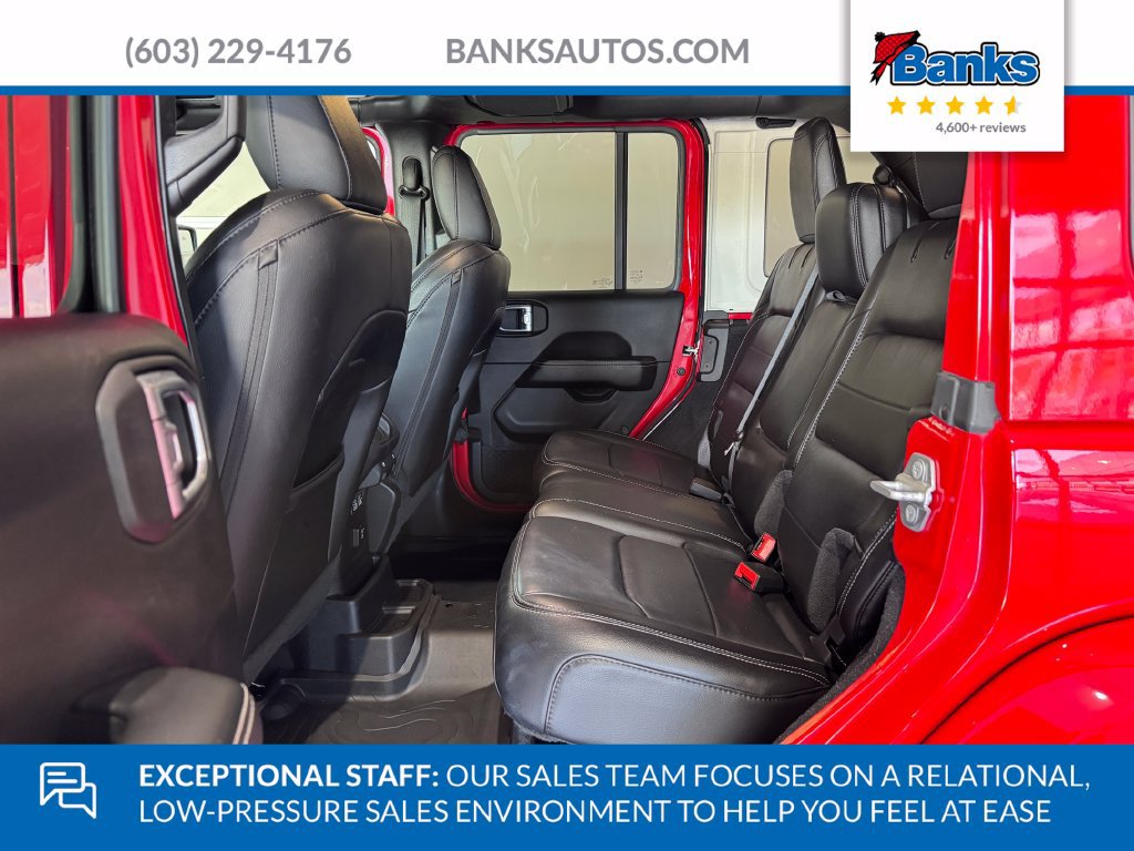 Used 2020 Jeep Wrangler Unlimited Sahara AWD/4WD image 10