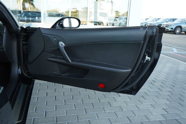 Used 2008 Chevrolet Corvette Convertible w/ Preferred Equipment Group RWD image 16