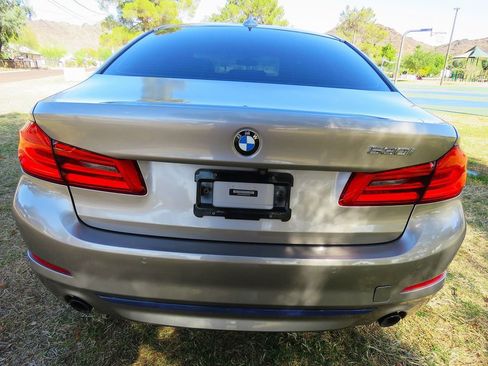 Used 2018 BMW 530i RWD image 6