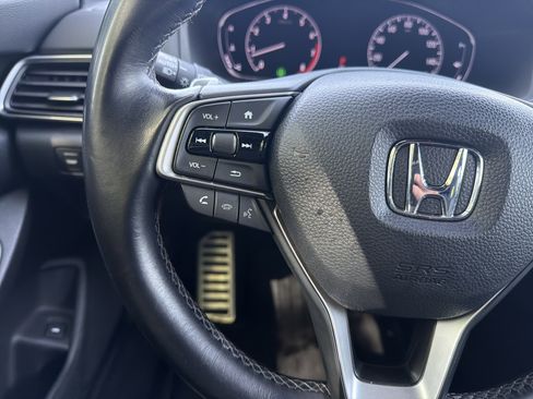 Used 2019 Honda Accord Sport image 19