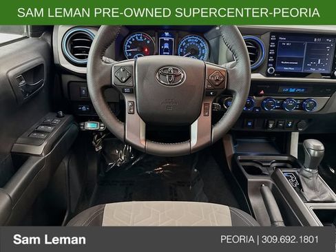 Used 2022 Toyota Tacoma TRD Off-Road AWD/4WD image 20
