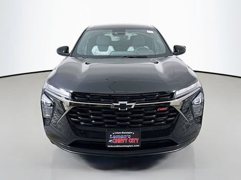New 2026 Chevrolet Trax RS FWD image 2