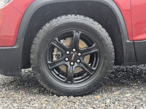 Used 2021 GMC Acadia AT4 w/ Preferred Package image 29