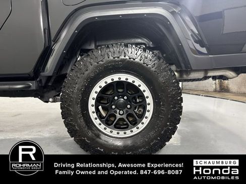 Used 2023 Jeep Gladiator Willys image 6
