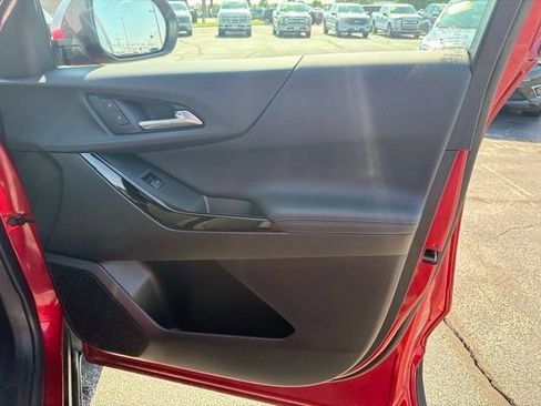 Used 2026 Chevrolet Equinox LT w/ LPO, Floor Liner Package AWD/4WD image 29