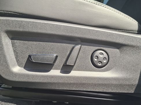 New 2026 Nissan Murano Platinum AWD/4WD image 13