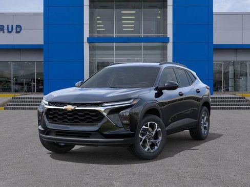 New 2026 Chevrolet Trax LT w/ LT Convenience Package image 30