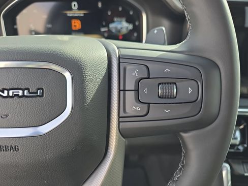 New 2026 GMC Sierra 1500 Denali w/ Denali Reserve Package AWD/4WD image 18