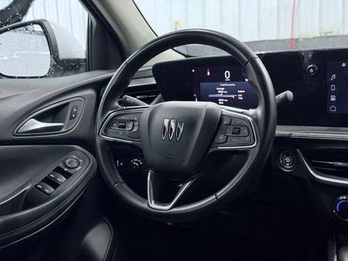 Used 2024 Buick Encore GX Preferred FWD image 22