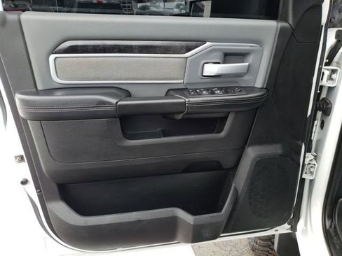 Used 2022 RAM 2500 Big Horn image 16