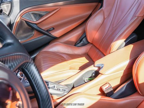 Used 2018 McLaren 720S Luxury image 58
