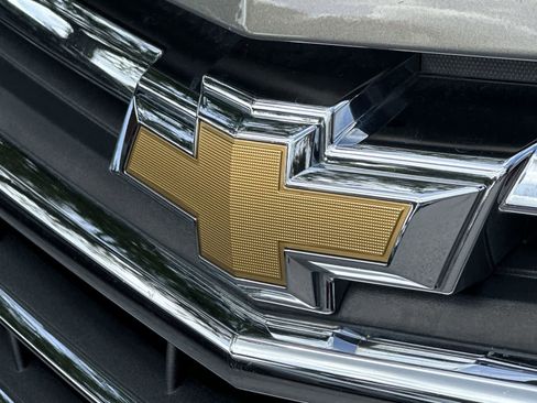 Used 2018 Chevrolet Equinox Premier FWD image 10