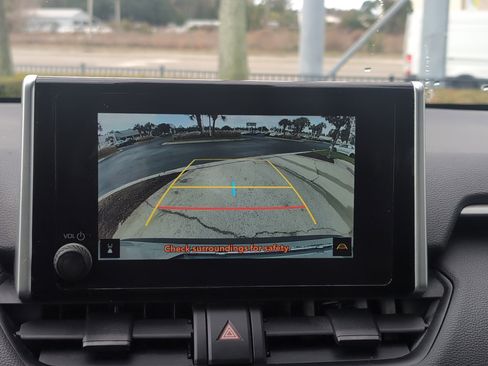 Certified 2023 Toyota RAV4 LE image 25