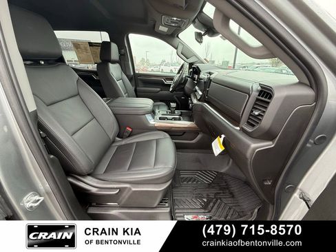 Used 2025 Chevrolet Silverado 1500 RST image 31