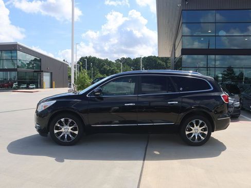 Used 2017 Buick Enclave Premium w/ Experience Buick Package image 3