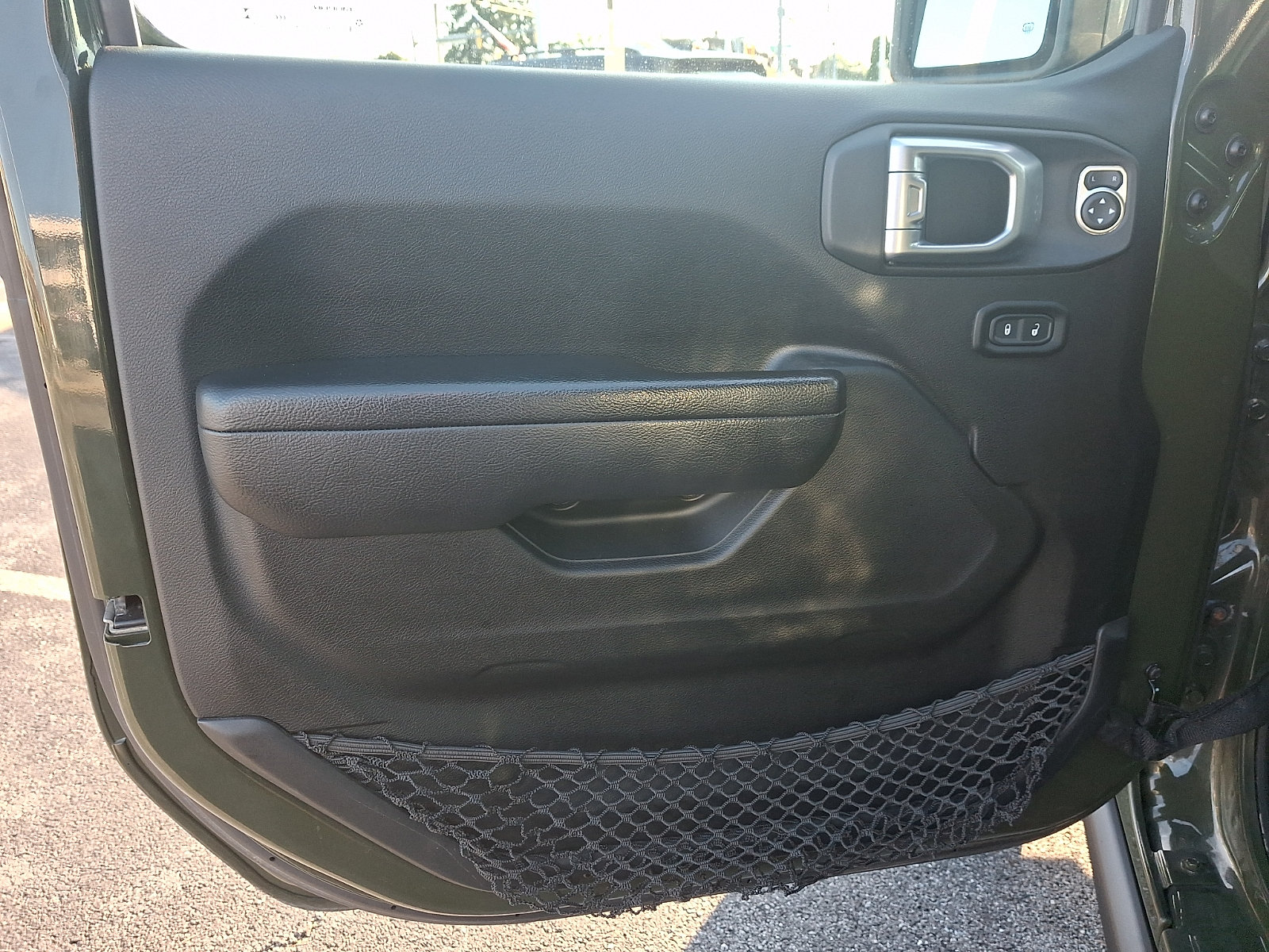 Used 2022 Jeep Gladiator Sport AWD/4WD image 12