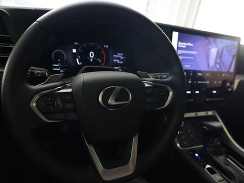 Used 2026 Lexus GX 550 image 19