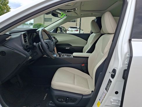 Certified 2023 Lexus RX 350 Premium w/ Accessory Package AWD/4WD image 14