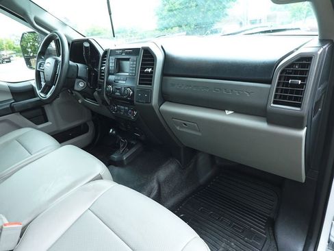Used 2018 Ford F450 XL w/ Power Equipment Group AWD/4WD image 25