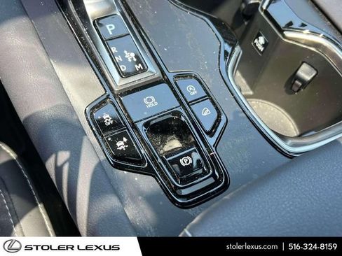 Certified 2023 Lexus RX 350 AWD w/ Accessory Package image 37