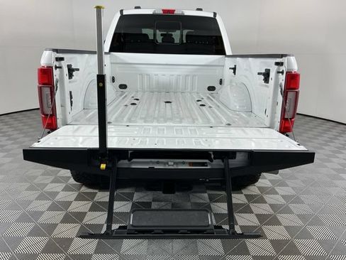 Used 2022 Ford F350 Platinum AWD/4WD image 8