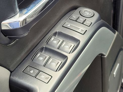Used 2014 Chevrolet Silverado 1500 LTZ Z71 w/ LTZ Plus Package AWD/4WD image 8