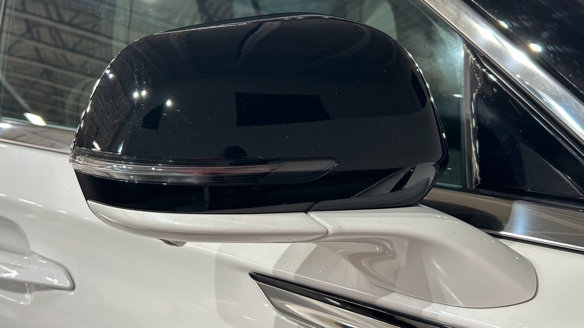 Used 2026 Lincoln Aviator Black Label AWD/4WD image 10