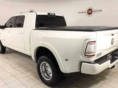 Used 2024 RAM 3500 Limited w/ Towing Technology Group AWD/4WD image 4