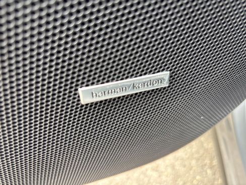 Used 2020 Subaru Forester Limited w/ Popular Package #3 image 5