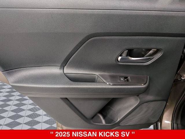 Certified 2025 Nissan Kicks SV w/ SV Premium Package AWD/4WD image 29