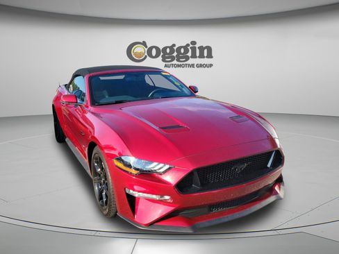 Used 2018 Ford Mustang GT Premium w/ Equipment Group 401A RWD image 8