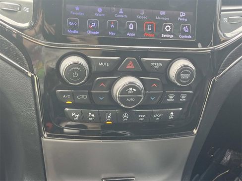 Used 2020 Jeep Grand Cherokee High Altitude image 19