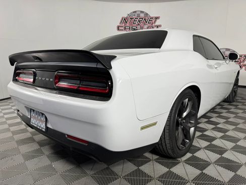 Used 2019 Dodge Challenger R/T image 24