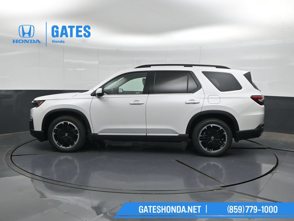 New 2026 Honda Pilot Touring image 7