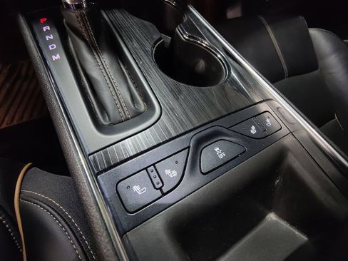 Used 2018 Chevrolet Impala Premier FWD image 29