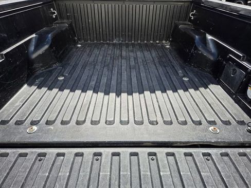 Used 2020 Toyota Tacoma TRD Off-Road w/ TRD Premium Off Road Package AWD/4WD image 13