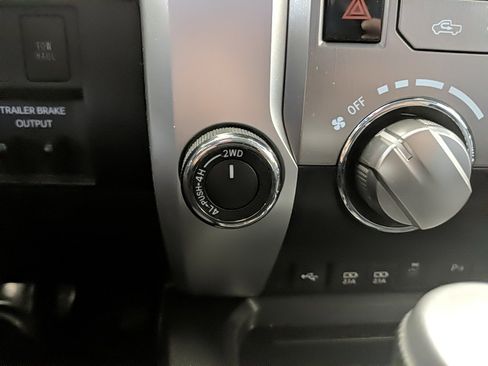 Used 2021 Toyota Tundra SR5 image 20