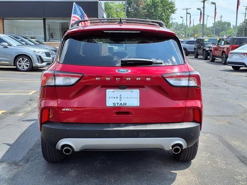Used 2022 Ford Escape SEL image 6