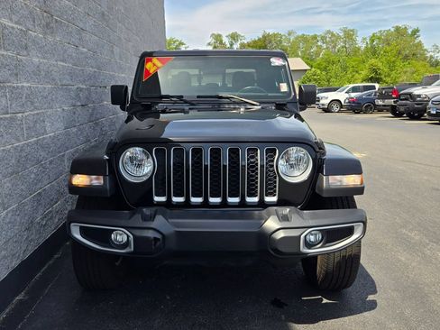 Used 2021 Jeep Gladiator Overland AWD/4WD image 8