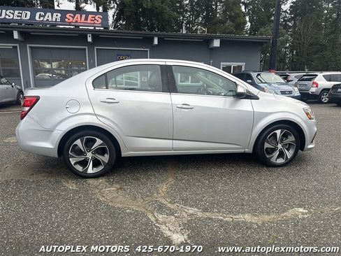 Used 2018 Chevrolet Sonic Premier image 8