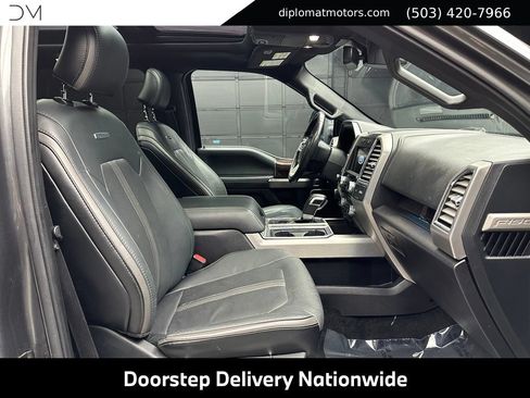 Used 2016 Ford F150 Platinum w/ Equipment Group 701A Luxury AWD/4WD image 17