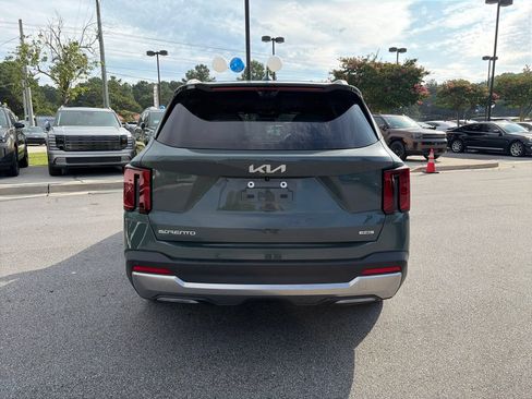 Used 2025 Kia Sorento SX Prestige AWD/4WD image 5