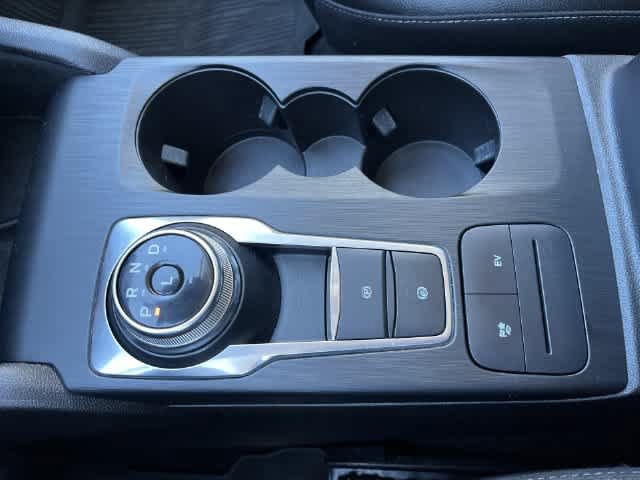Used 2022 Ford Escape SEL w/ Technology Package FWD image 27