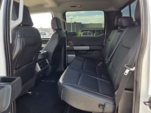 Used 2023 Ford F250 Lariat w/ Sport Appearance Package AWD/4WD image 14