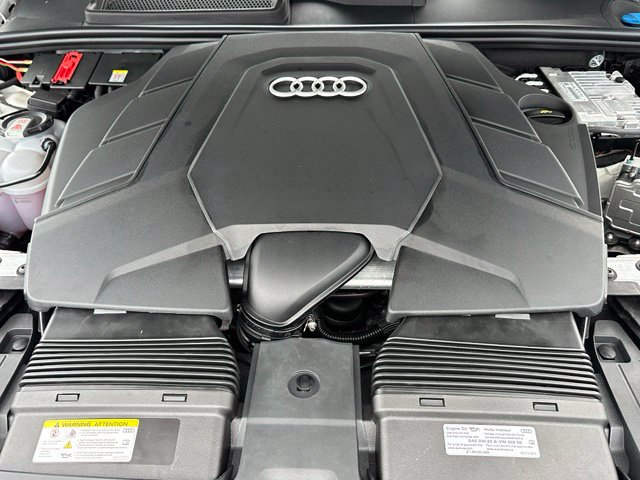 Used 2025 Audi Q7 3.0T Premium Plus AWD/4WD image 7